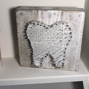 Tooth wall decor